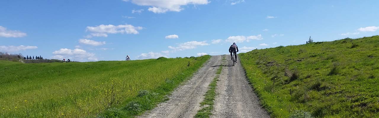 Bondgårdar för cykelsemester i Italien
